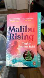 Malibu Rising, Ophalen of Verzenden, Zo goed als nieuw