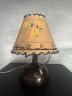 Zeldzaam klokje bakeliet - lampkap, Ophalen