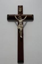 kruisbeeld met bisquit christus, Antiek en Kunst, Verzenden