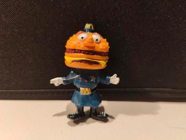 VINTAGE - McDonaldland Officer Big Mac-figuurtje uit 1985., Verzamelen, Poppetjes en Figuurtjes, Zo goed als nieuw, Ophalen of Verzenden