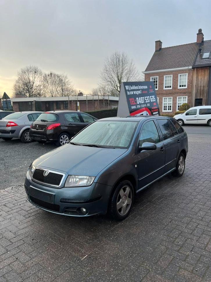 La Skoda Fabia 2004 1.4 essence AUTOMATIQUE ne démarre pas !, Autos, Skoda, Entreprise, Achat, Fabia, Essence, Euro 4, Automatique