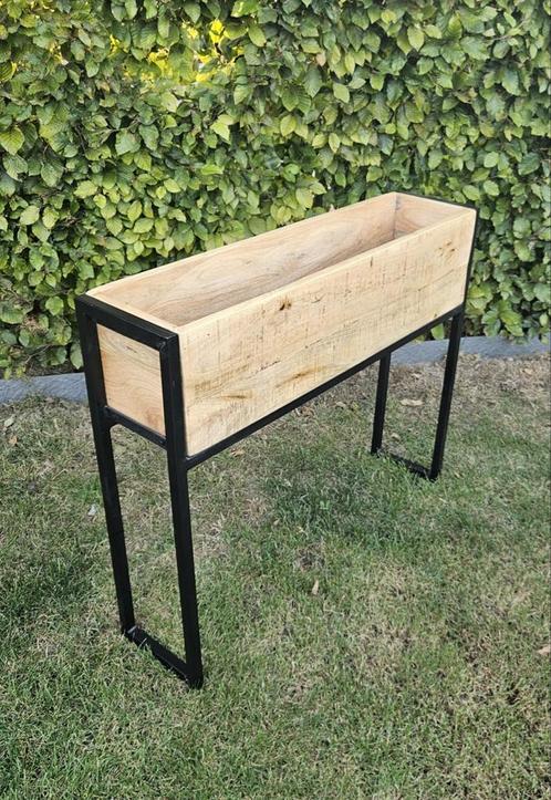 Plantenbak uit hout en zwart metaal, Tuin en Terras, Bloembakken en Plantenbakken, Zo goed als nieuw, Hout, Binnen, 60 cm of meer