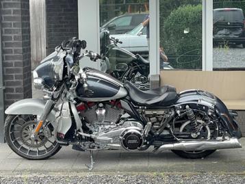 HARLEY DAVIDSON  CVO  117 Street Glide 1923cc