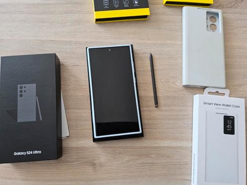 Samsung S24 Ultra 1TB Titanium Black met 2  Samsung-hoesjes, Telecommunicatie, Mobiele telefoons | Samsung, Zo goed als nieuw