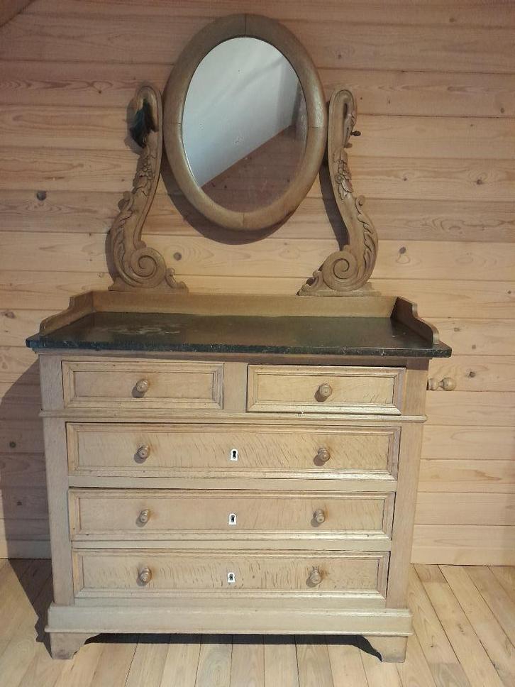 Coiffeuse de caractère en chêne, Antiquités & Art, Antiquités | Meubles | Armoires, Enlèvement