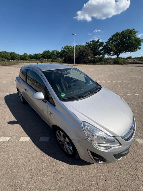 Opel corsa 2013 1.4 benzine met 124174km, Auto's, Opel, Bedrijf, Corsa, Airbags, Airconditioning, Cruise Control, Elektrische buitenspiegels