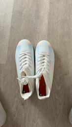 Synthetische voetbalschoenen, Sport en Fitness, Voetbal, Ophalen, Zo goed als nieuw, Schoenen
