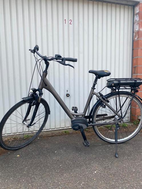 Elektrische fiets met bosch middenmotor, Fietsen en Brommers, Elektrische fietsen, Zo goed als nieuw, Ophalen
