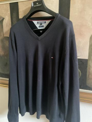 Pull Tommy Hilfiger pour homme, taille XL disponible aux enchères