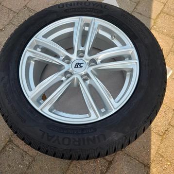 Set winterbanden met velgen nieuw 17" beschikbaar voor biedingen