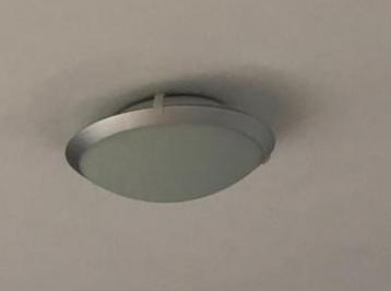 Plafondlamp rond  20cm diameter (3stuks beschikbaar) beschikbaar voor biedingen