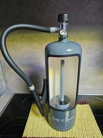 brandblusser wc dispenser met borstel beschikbaar voor biedingen