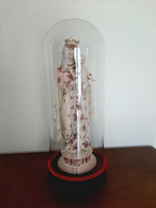 Porseleinen Maria met Kind onder glazen stolp, Antiek en Kunst, Antiek | Religieuze voorwerpen, Ophalen