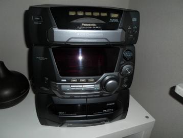Stereo system met 2 subwoofers beschikbaar voor biedingen