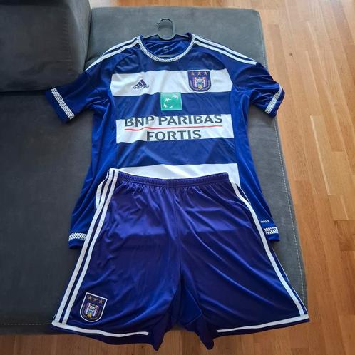 Voetbal shirt en short anderlecht, Sport en Fitness, Voetbal, Zo goed als nieuw, Shirt, Maat L, Ophalen of Verzenden