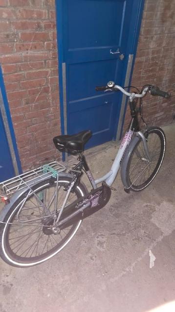 Meiden fiets nog goed in conditie  beschikbaar voor biedingen