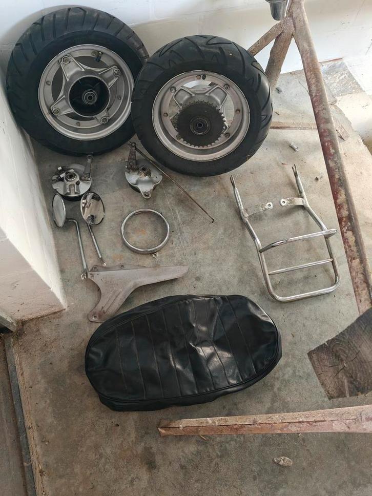 Honda Dax st50 onderdelen, Fietsen en Brommers, Brommeronderdelen | Oldtimers, Ophalen