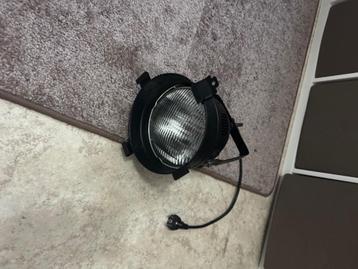 Witte lamp  beschikbaar voor biedingen