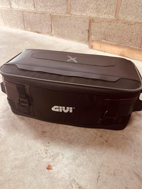 Givi XL01B x line cargotas 15-20 liter, Motoren, Accessoires | Koffers en Tassen, Zo goed als nieuw, Ophalen