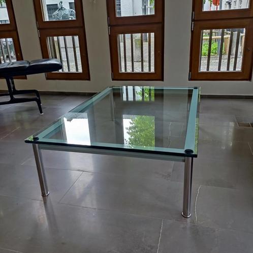 Cassina Le Corbusier salontafel LC-10 P, Huis en Inrichting, Tafels | Salontafels, Zo goed als nieuw, Minder dan 50 cm, 100 tot 150 cm