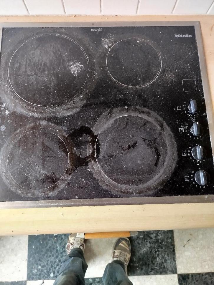 Taque éléctrique Miele, Elektronische apparatuur, Kookplaten, Gebruikt, Inbouw, Elektrisch, 4 kookzones, Ophalen