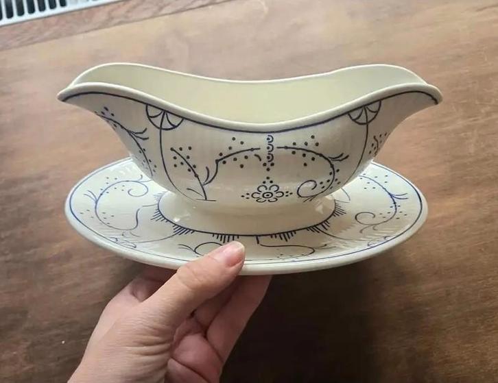 Divers articles Boch (Copenhague, Vienne, ...), Antiek en Kunst, Antiek | Servies compleet, Ophalen