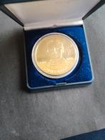 oude medaile of penning van Louis Braille in doosje, Ophalen of Verzenden, Overige materialen