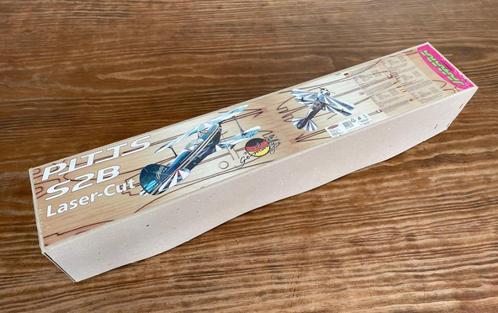 RC-vliegtuig: Pitts S2B Laser-cut kit Jamara 1080 mm, Hobby en Vrije tijd, Modelbouw | Radiografisch | Vliegtuigen, Nieuw, Elektro