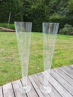 2 hoge glazen vazen, Ophalen, Zo goed als nieuw, Glas, 75 cm of meer