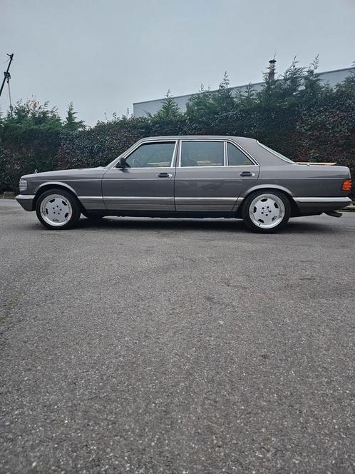 Mercedes SEL500 v8 Topstaat met HPF veren. 1982, Auto's, Mercedes-Benz, Particulier, Elektrische ramen, Radio, Automaat, Zwart