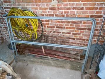 2 gardes corps métallique beschikbaar voor biedingen