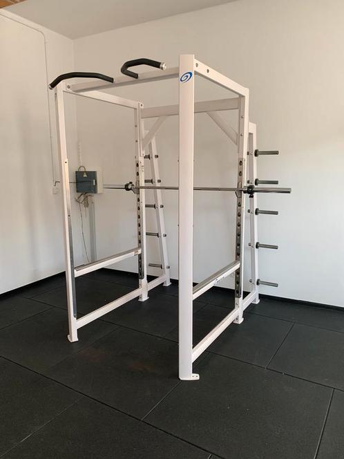 Nautilus power cage fitness squat rack olympisch, Sports & Fitness, Équipement de fitness, Enlèvement ou Envoi