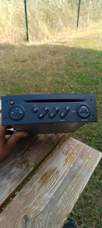 Autoradio Renault Mégane 2 beschikbaar voor biedingen
