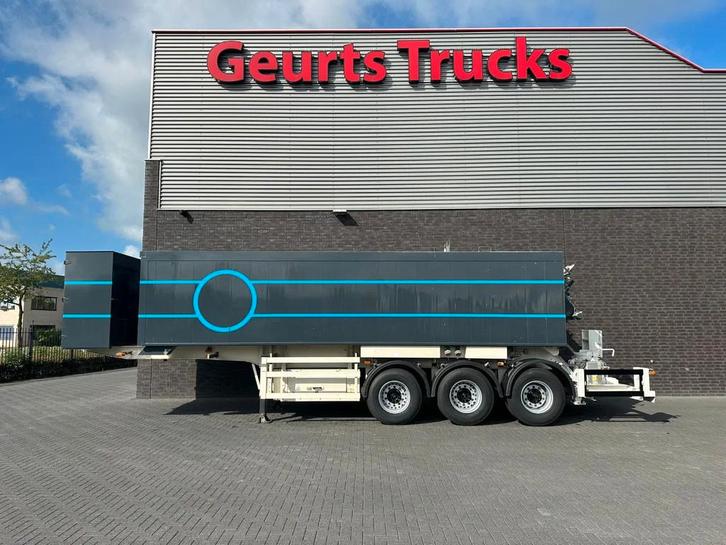 Kempf SKM 39/3CEMENTDEKVLOER TRAILER/CHAPE/MORTEL/SCREEDPUMP, Auto's, Vrachtwagens, Te koop, Aanhangers en Opleggers, Overige brandstoffen