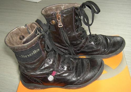 Bottines chaudes noires - Rondinella - taille 32, Enfants & Bébés, Vêtements enfant | Chaussures & Chaussettes, Utilisé, Bottes