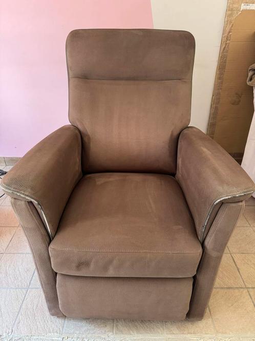 Relax met lichte beschadigingen voet en rug apart bedienen, Huis en Inrichting, Fauteuils, Zo goed als nieuw, Overige materialen