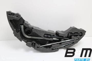 Steun voor wagengereedschap Audi A1 8X 8X0012109A beschikbaar voor biedingen