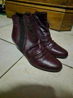 Prachtige leren dames laarzen maat 38 in kleur Bordeaux, Kleding | Dames, Schoenen, Ophalen of Verzenden, Zo goed als nieuw
