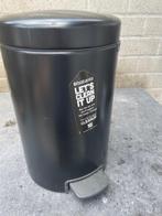 1 grote vuilnisbak zwart ALS NIEUW, Kunststof, 40 liter of meer, Ophalen of Verzenden, Zo goed als nieuw