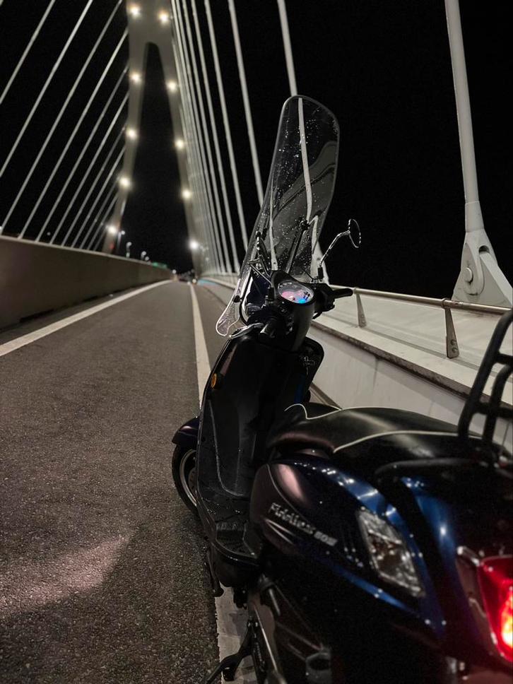 Sym fidlle 2019 (A klasse), Fietsen en Brommers, Scooters | SYM, Zo goed als nieuw, Fiddle, Klasse A (25 km/u), Benzine, Ophalen