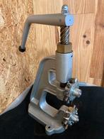 Haak en ring machine Spindel revolverkop, Hobby en Vrije tijd, Ophalen of Verzenden, Zo goed als nieuw