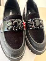 Zwarte damesschoenen met zwarte kralen maat 37, Kleding | Dames, Ophalen of Verzenden, Zo goed als nieuw