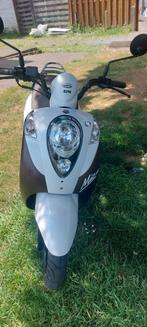 Sym mio 100cc..., Fietsen en Brommers, Ophalen of Verzenden, Gebruikt, Mio