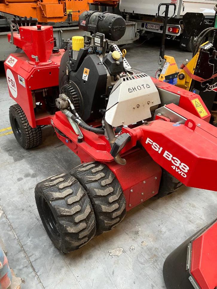 rogneuse de souches., Zakelijke goederen, Machines en Bouw | Tuin, Park en Bosbouw, Hakselaar, Ophalen