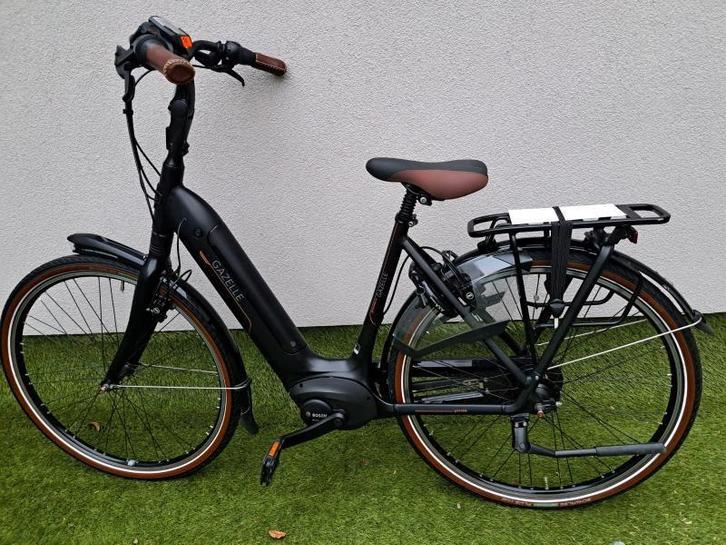 Gazelle Grenoble c8, Fietsen en Brommers, Elektrische fietsen, Zo goed als nieuw, Gazelle, 51 tot 55 cm, 50 km per accu of meer