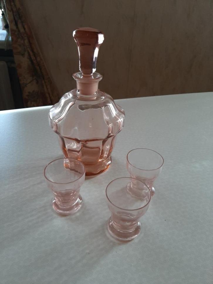 GENEVERSET IN RETRO GLAS, Verzamelen, Glas en Drinkglazen, Ophalen