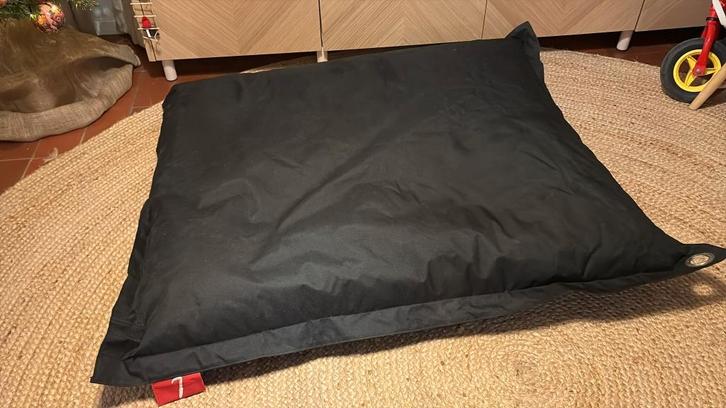 Coussin géant noir type pouf, Huis en Inrichting, Woonaccessoires | Kussens, Zo goed als nieuw, Zwart, Rechthoekig, Ophalen