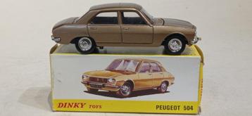 DINKY TOYS SPANJE PEUGEOT 504 REF 1452 beschikbaar voor biedingen