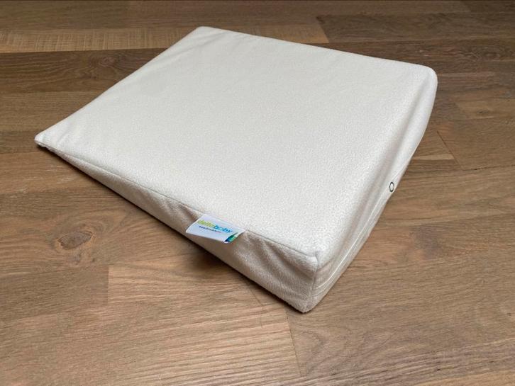 Hellend vlak - Kussen - baby 30 cm, Kinderen en Baby's, Kinderkamer | Beddengoed, Zo goed als nieuw, Ophalen