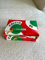Calcio 89 Euroflash Box Sealed Original 100 packs, Ophalen of Verzenden, Zo goed als nieuw, Meerdere stickers
